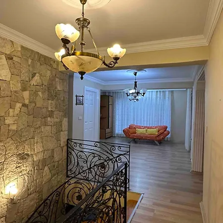 Muhtesem Havuzlu * Сеферихисар